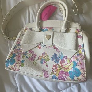 NWT Betsey Johnson triple compartment floral bag